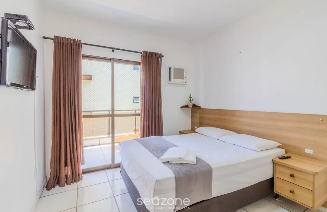 Apartamento 2Q c/ Varanda ADS0103-1